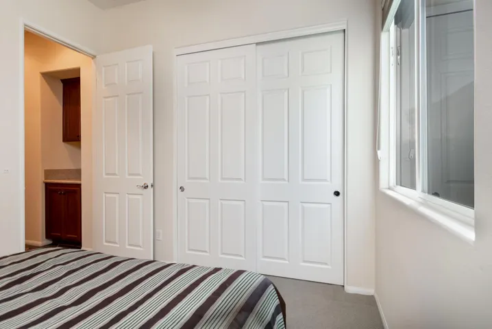 49598waynestreet-lr-14