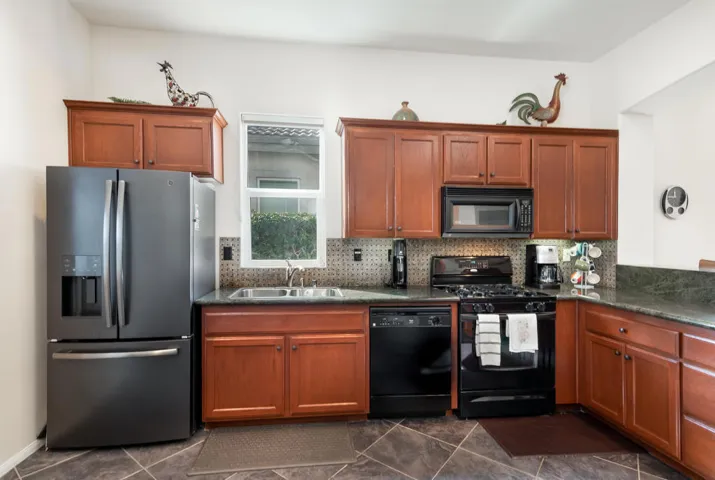 49598waynestreet-lr-11