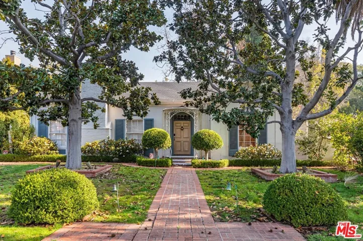 606 N Crescent Drive, Beverly Hills, California 90210