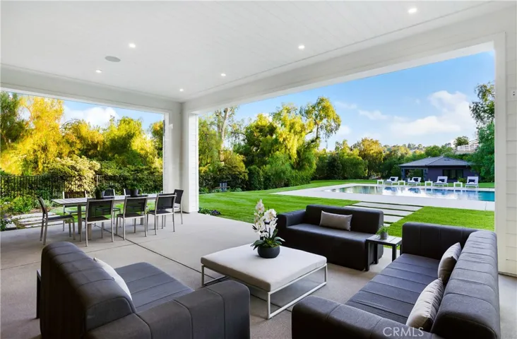 6051 Spring Valley Road, Hidden Hills, California 91302