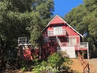 3083 Lakeview Drive, Nice, California 95464