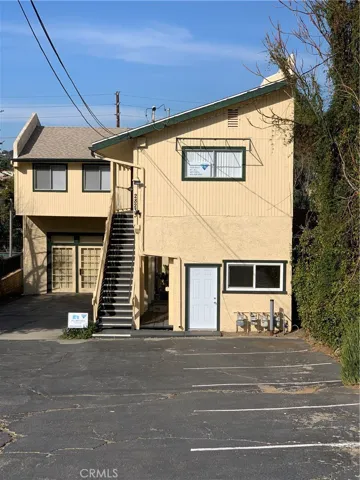 28233 Agoura Road, Agoura Hills, California 91301
