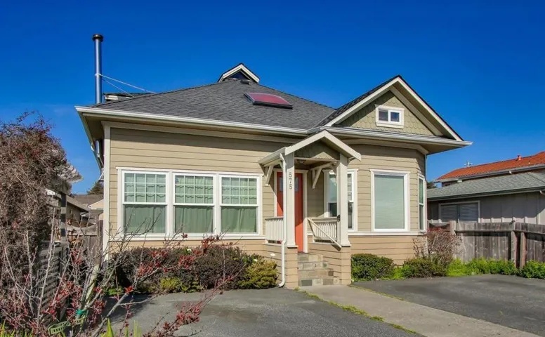 575 Myrtle Street, Half Moon Bay, California 94019