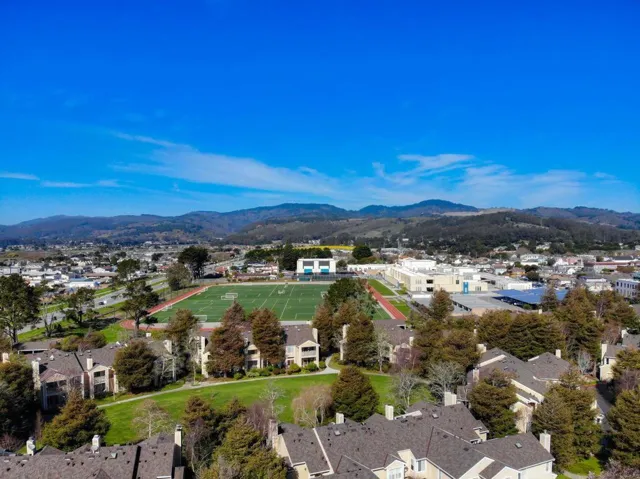 575 Myrtle Street, Half Moon Bay, California 94019
