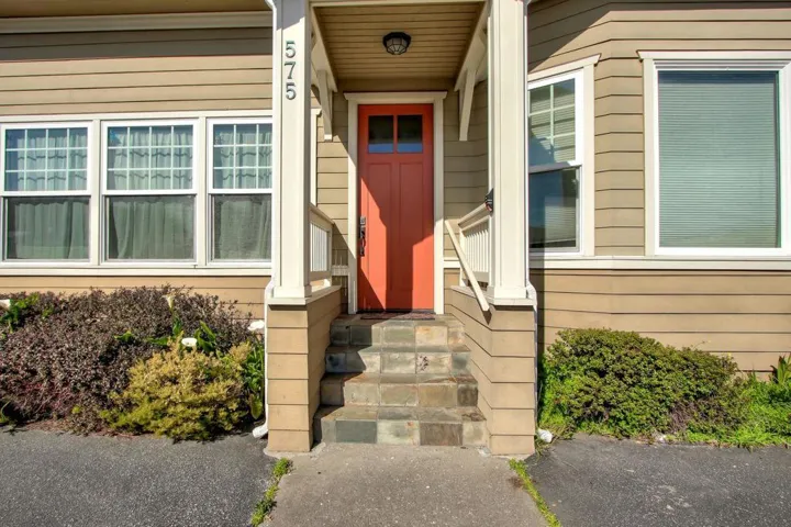 575 Myrtle Street, Half Moon Bay, California 94019