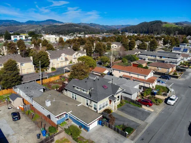 575 Myrtle Street, Half Moon Bay, California 94019