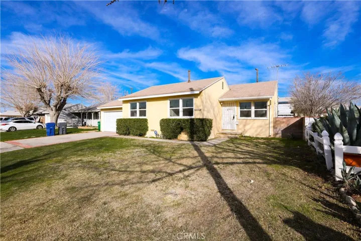 38642 21st Street E, Palmdale, California 93550