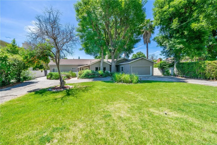 22662 Califa Street, Woodland Hills, California 91367