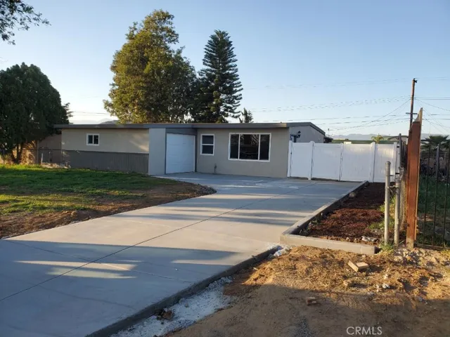 785 Arliss Street, Riverside, California 92507