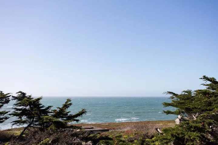 2000 Vallemar, Moss Beach, California 94038