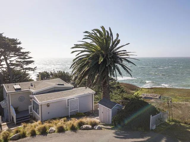 2000 Vallemar, Moss Beach, California 94038
