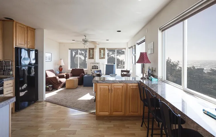 2000 Vallemar, Moss Beach, California 94038