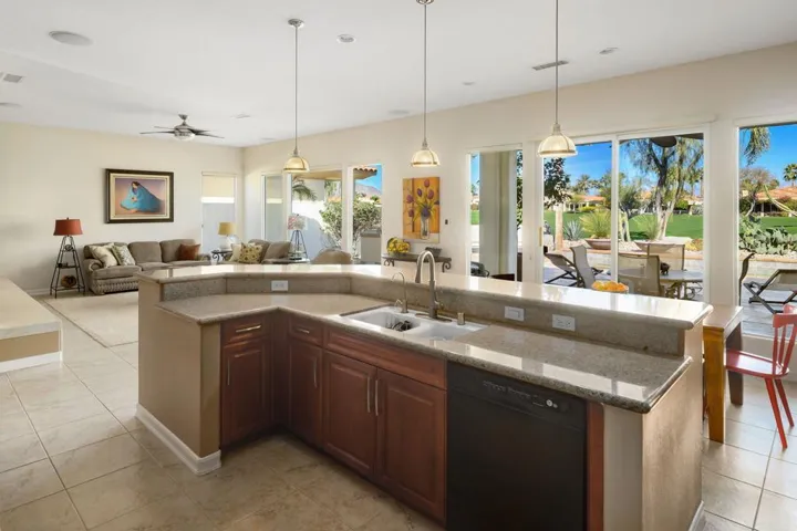 79950+Citrus+La+Quinta-25-mls