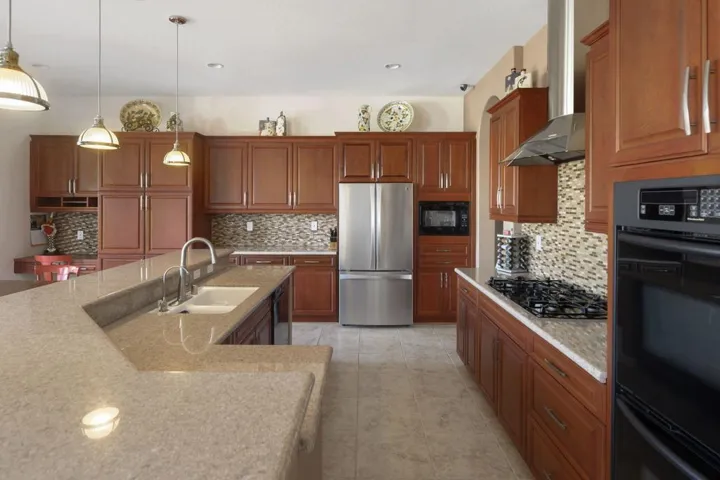 79950+Citrus+La+Quinta-23-mls
