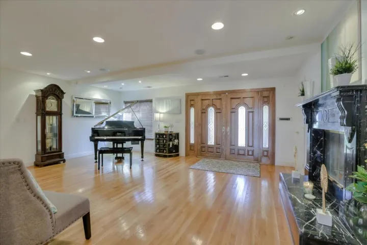 432 Fremont Avenue, Pacifica, California 94044