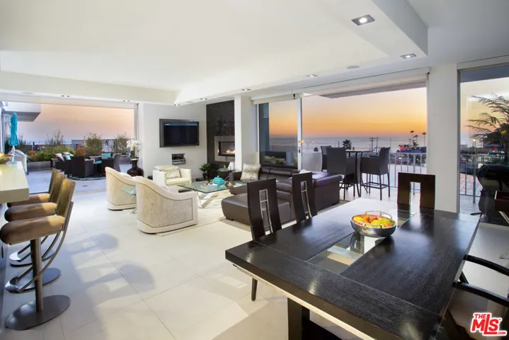 17368 W Sunset 102, Pacific Palisades, California 90272
