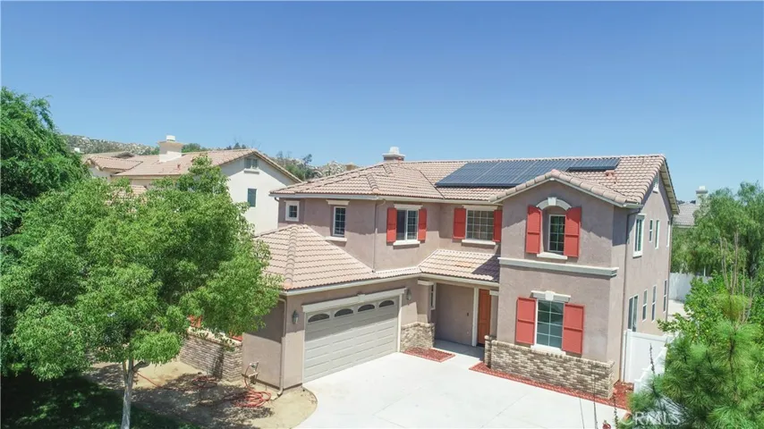 694 W Bowen Road, Perris, California 92570