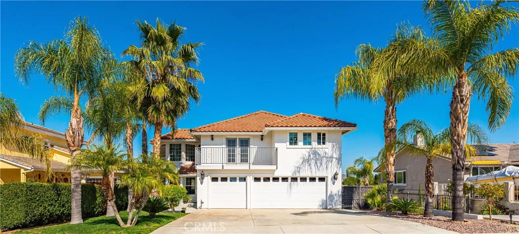 22590 Canyon Club Drive, Canyon Lake, California 92587