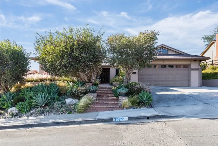 25251 Via Piedra Roja, Laguna Niguel, California 92677