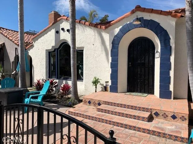 171 Roycroft Avenue, Long Beach, California 90803