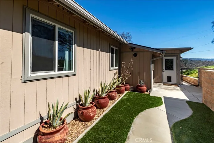 28898 Crystal Springs Court, Coarsegold, California 93614