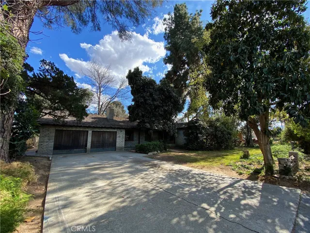 7180 Orchard Street, Riverside, California 92504
