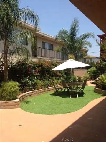 12535 Oxford Avenue, Hawthorne, California 90250