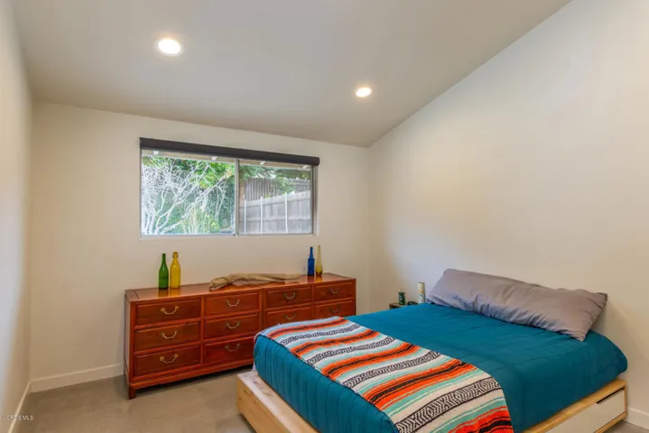 1255 Coventry Dr Thousand Oaks-017-024-S