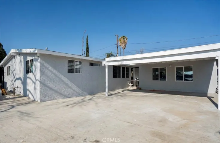 13042 Bradwell Avenue, Sylmar, California 91342