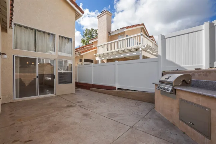 1310 Montego Court, Vista, California 92081