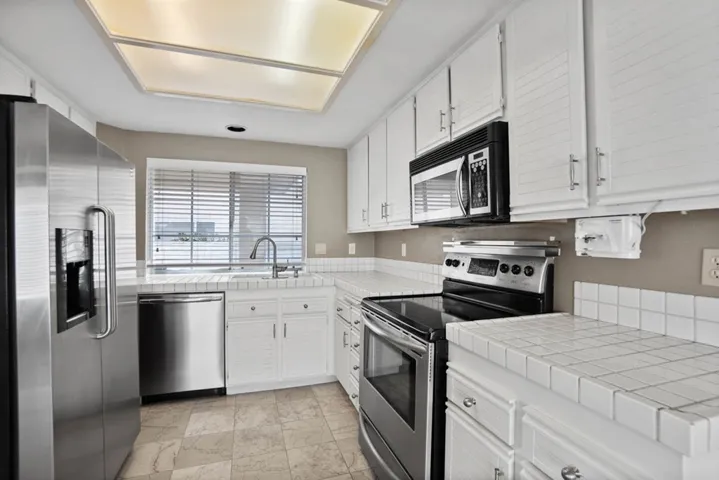 1310 Montego Court, Vista, California 92081