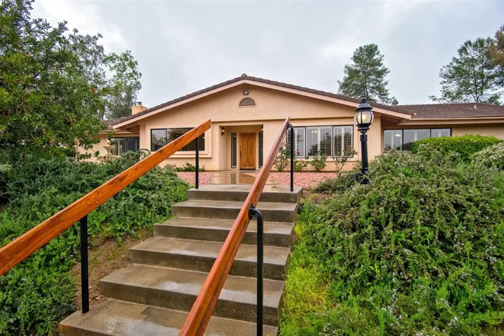 849 Norse Ln, Escondido, California 92025
