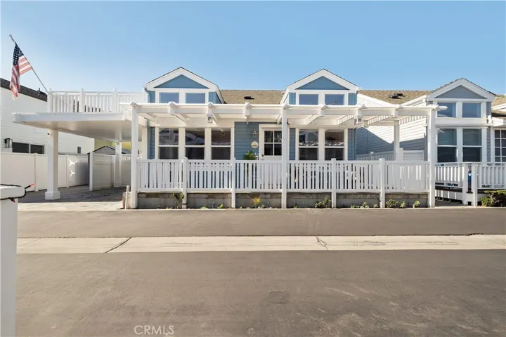 44 Fremont Street, Newport Beach, California 92663