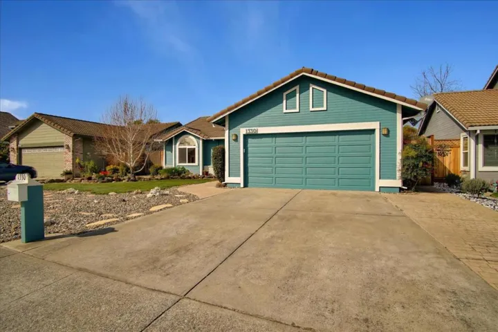 1330 Trieste Drive, Hollister, California 95023