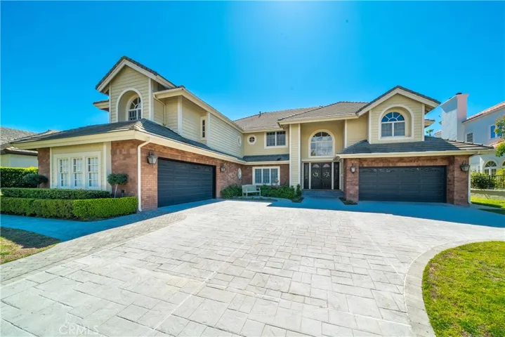 25262 Rockridge Road, Laguna Hills, California 92653