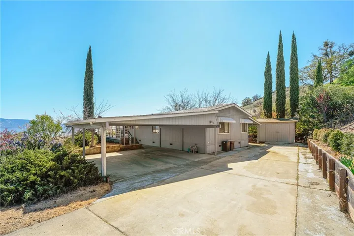 475 Walnut Drive, Lakeport, California 95453
