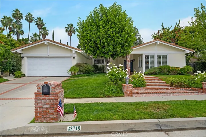 22719 Town Crier Road, Calabasas, California 91302
