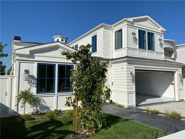 1545 Voorhees Avenue, Manhattan Beach, California 90266