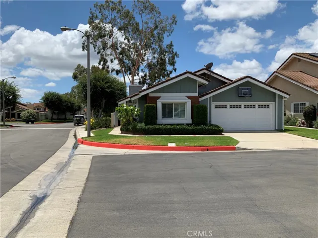 2642 N River Trail Road, Orange, California 92865