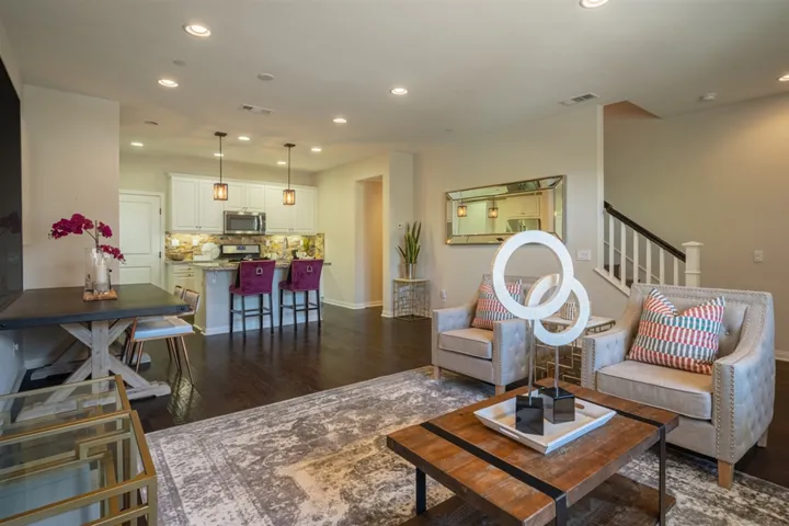 15977 Parkview Loop, San Diego, California 92127