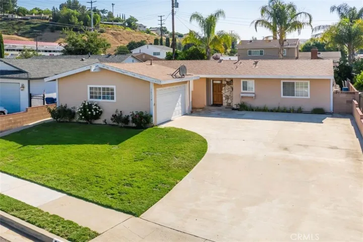 26714 Diaz Drive, Saugus, California 91350