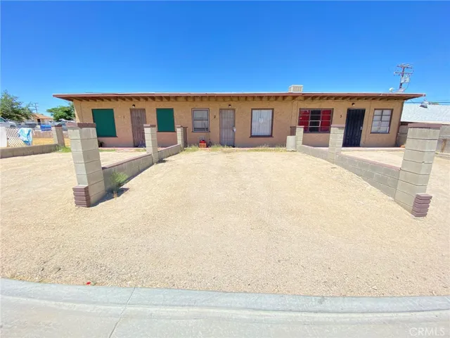 Front of building with the 3 1 bed room units