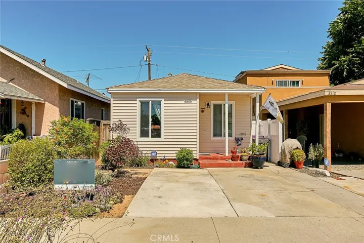 3516 Denver Avenue, Long Beach, California 90810