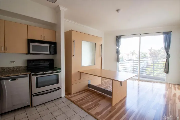 1643 6th Ave 314, San Diego, California 92101