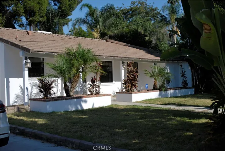 7055 Corbin Avenue, Winnetka, California 91306