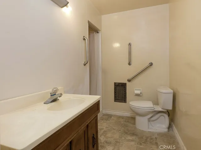 2711 S Anchovy Avenue, San Pedro, California 90732
