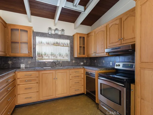 2711 S Anchovy Avenue, San Pedro, California 90732