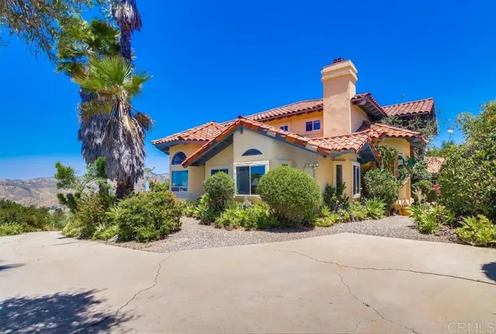 10805 Quail Canyon Road, El Cajon, California 92021