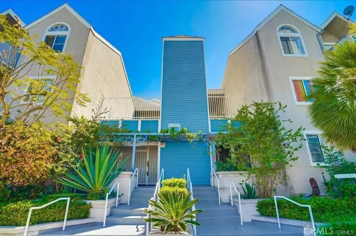 1200 Gaviota Avenue 108, Long Beach, California 90813