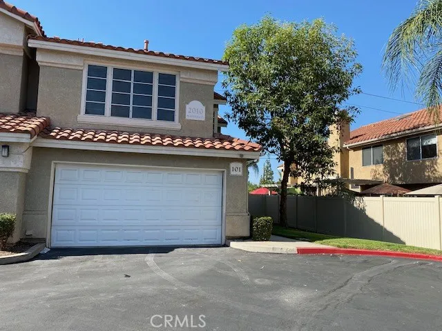 2010 Napoli Court 101, Corona, California 92881
